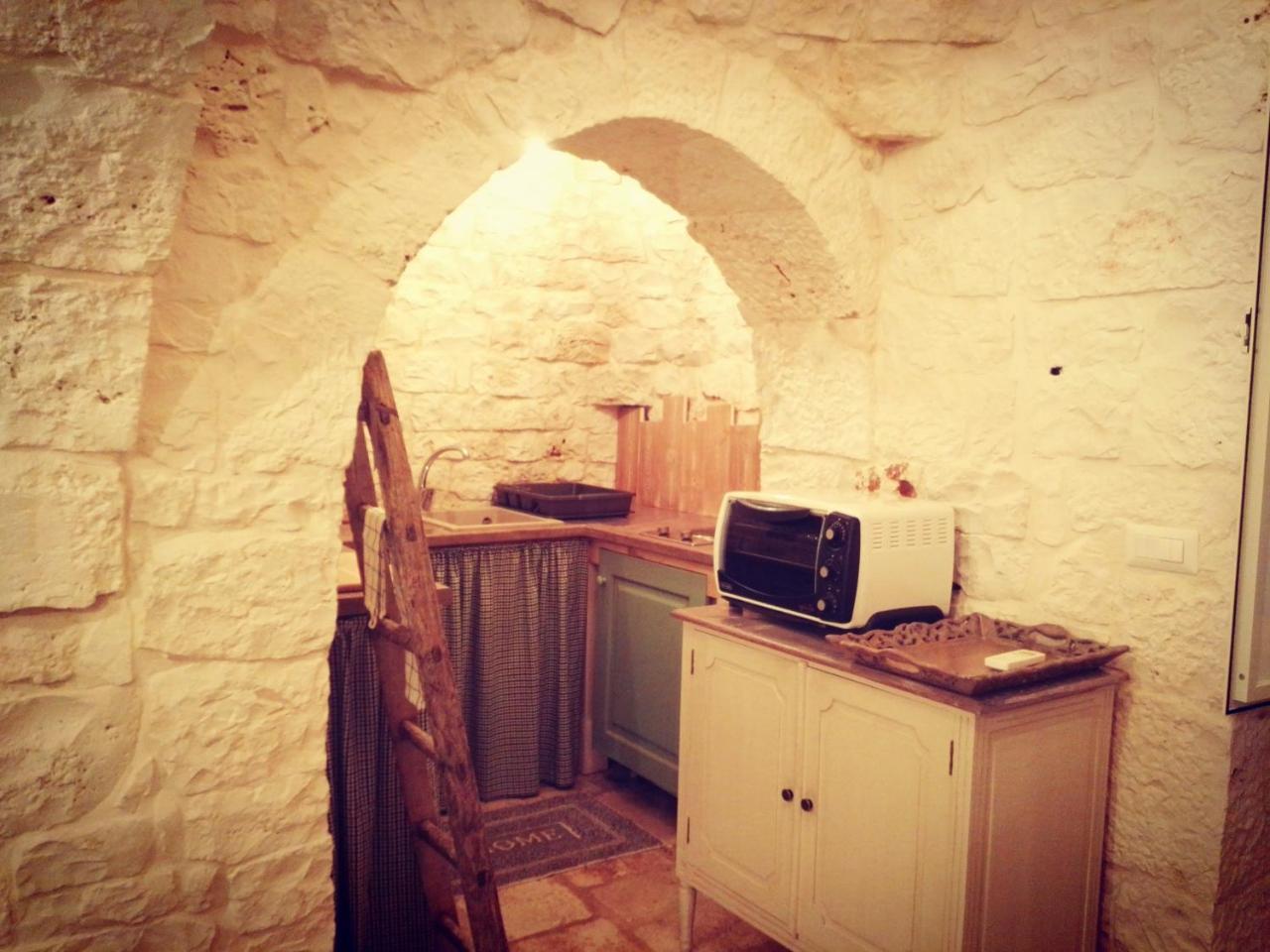 مبيت وإفطار ألبيروبيللو Trulli Sciummo Relais المظهر الخارجي الصورة
