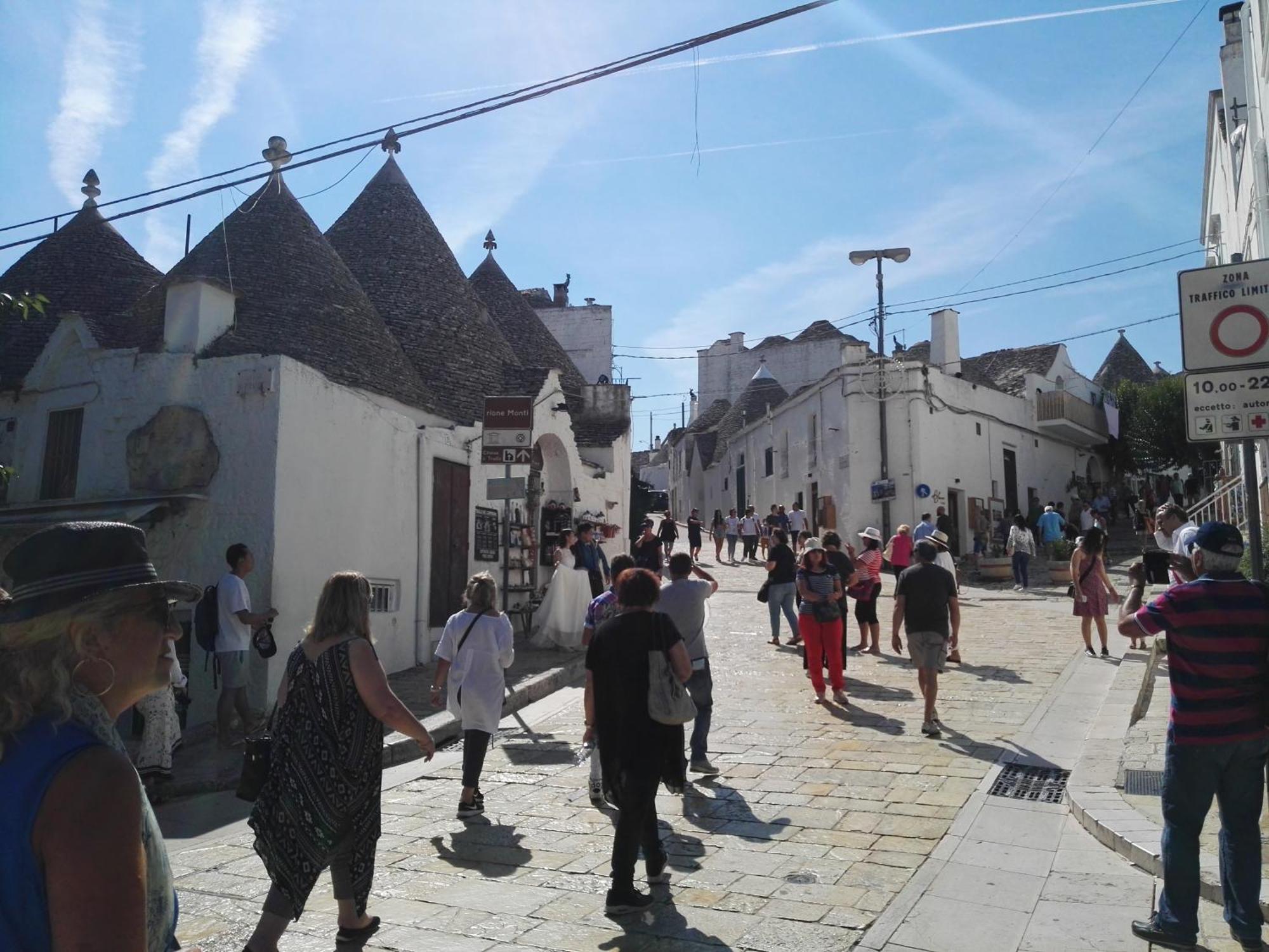 مبيت وإفطار ألبيروبيللو Trulli Sciummo Relais المظهر الخارجي الصورة
